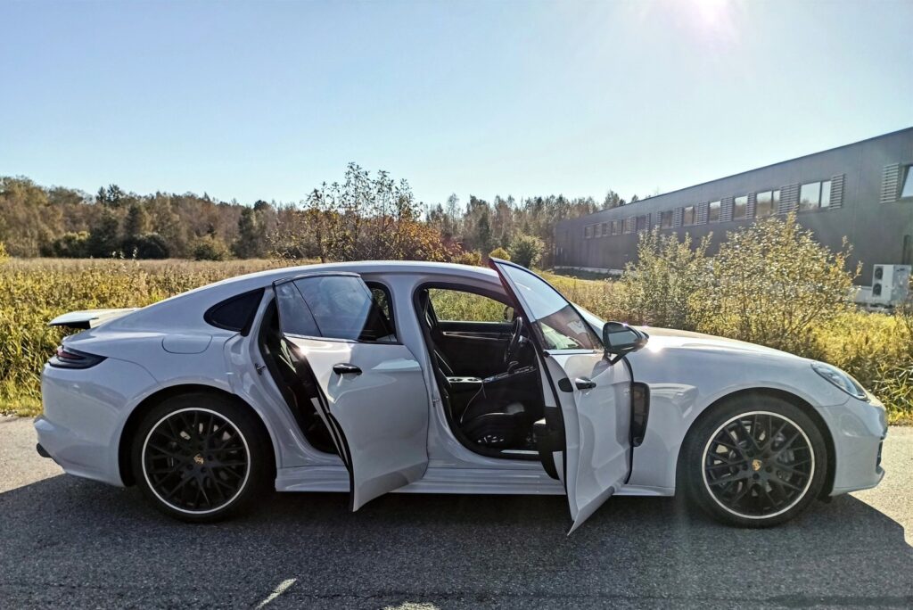 Porsche-kiletamine-uste-sisudega-TapeThat