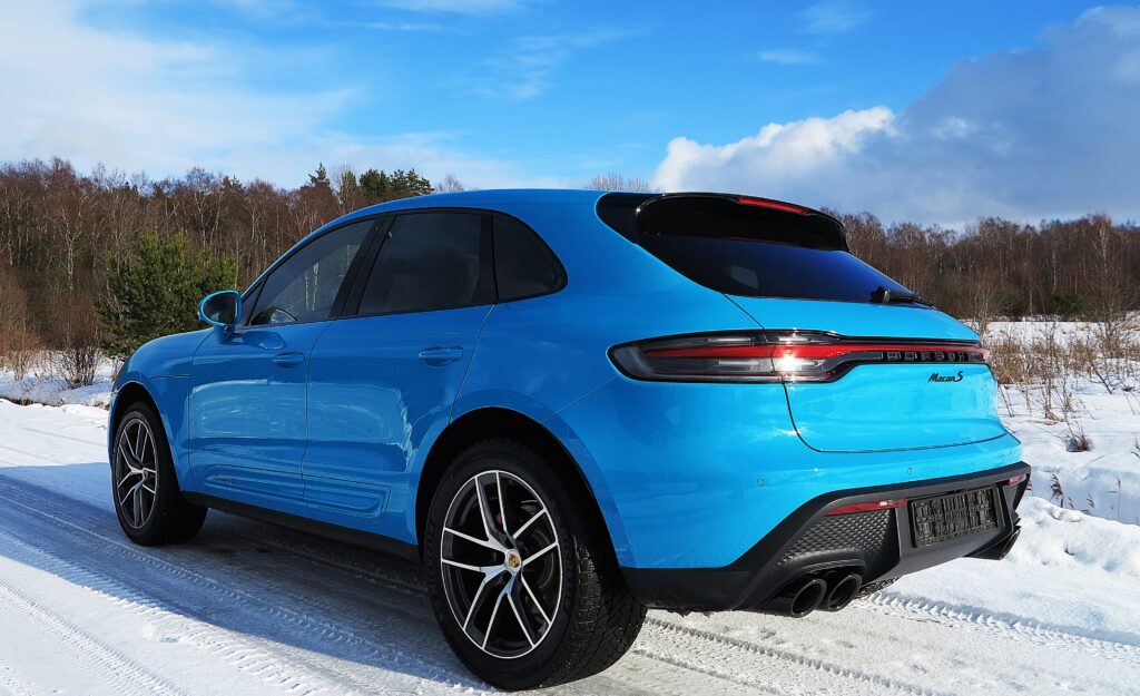 Porsche Macan S PPF värvikaitsekile – tagantvaade, Shark Blue (TapeThat)